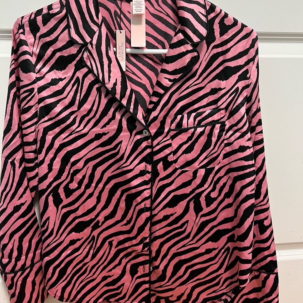 Victoria’s Secret women pajamas top. Size Xs - Picture 11 of 12